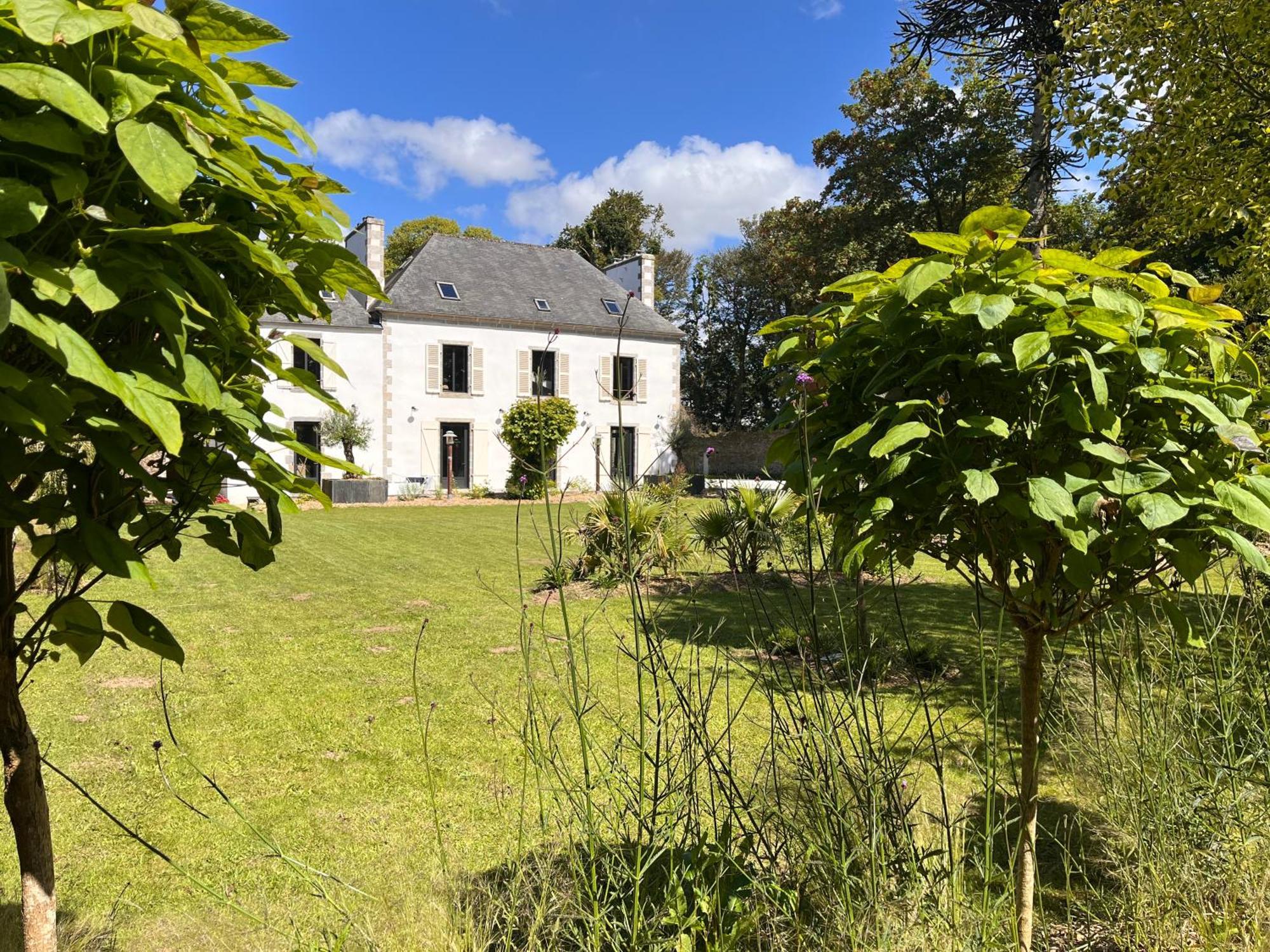Manoir Du Menec Chambre Le Folgoet Exterior foto